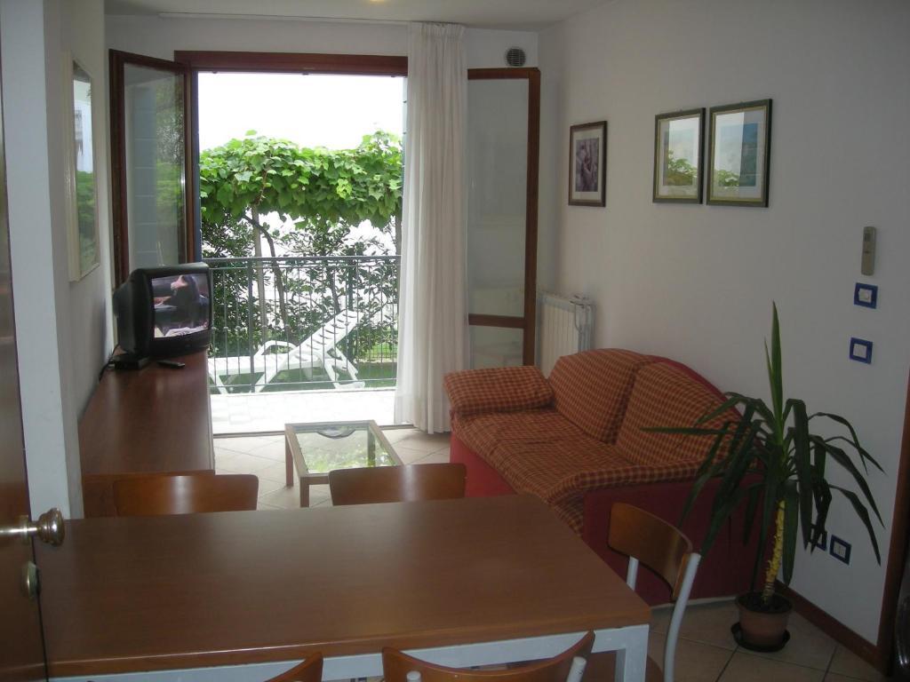 לידו די ג'סולו Ilios Residence חדר תמונה