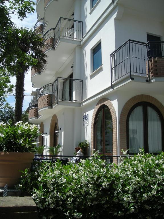 לידו די ג'סולו Ilios Residence מראה חיצוני תמונה